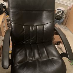 Great Condition Executive Office Chair - Black 