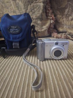 Cannon Camera Power Shot A70 3.2 Mega pixels