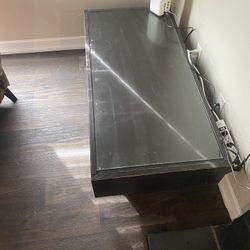 Entertainment Stand/coffee Table