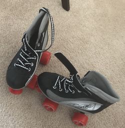 Skates (size 3)