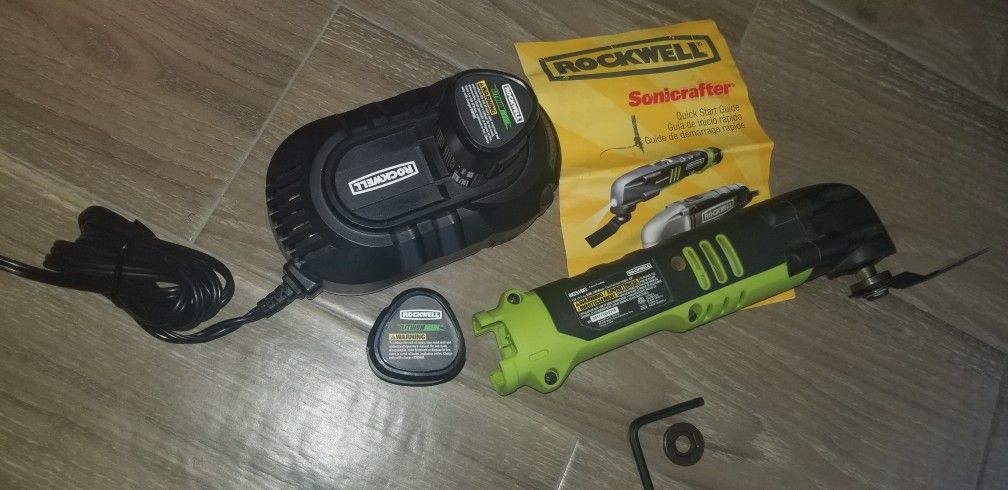 Rockwell Oscillating Multi-Tool (Two 12V Batteries)