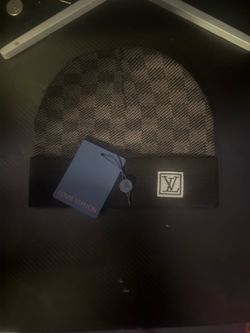 Black beanie