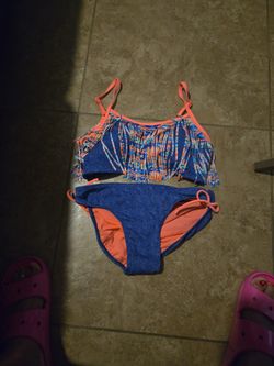 Girl's Swim Suit 🏊‍♀️ 