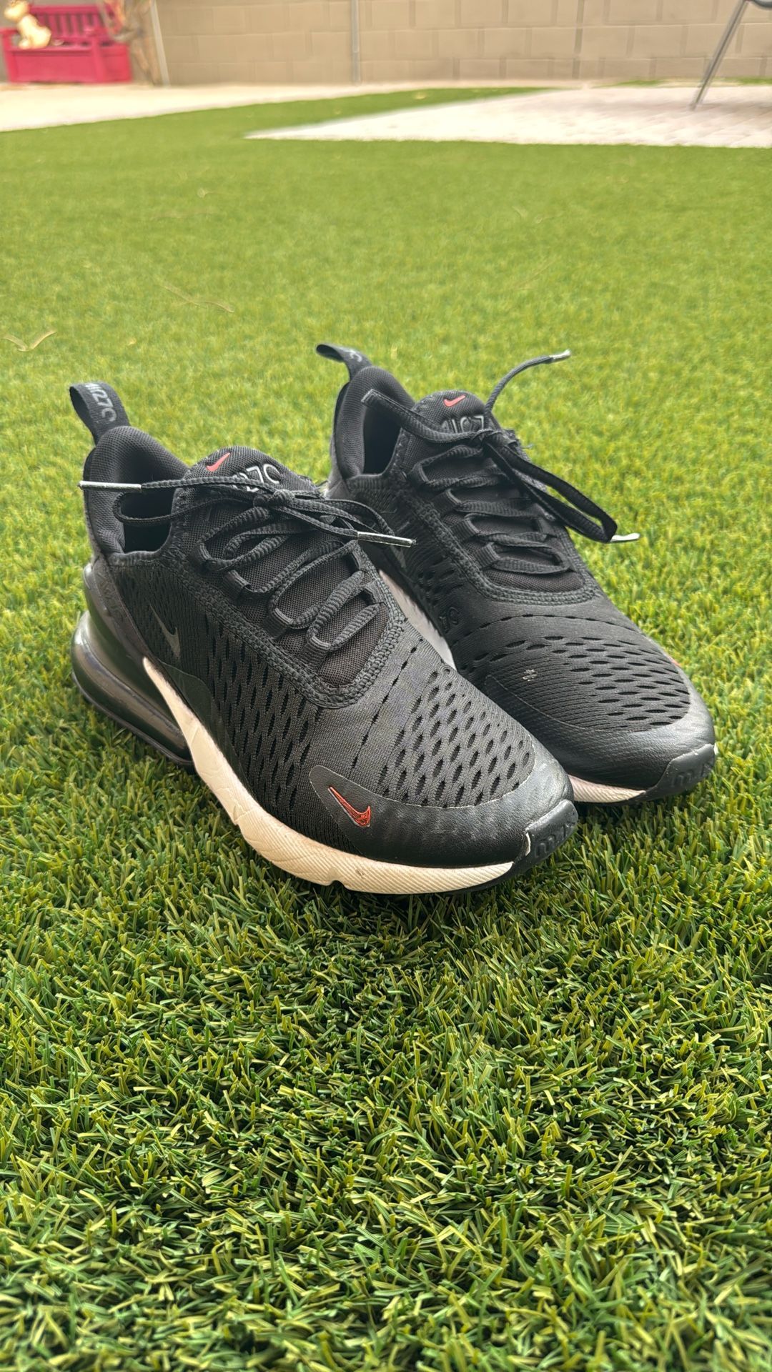 Nike Air Max 270