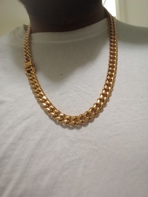 Stainless Steel Cuban Link 12mm 26 Inch