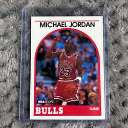 1989 Hoops Basketball Card #200 Michael Jordan Chicago Bulls