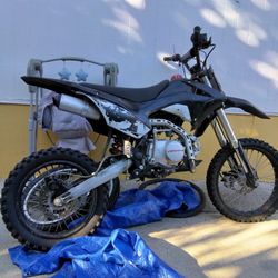 Dirt Bike 125 Cc