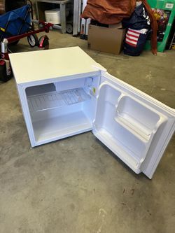 Mini Fridge with Freezer, Upstreman - Like New