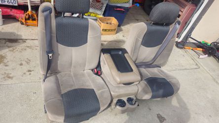 Avalanche seats 03