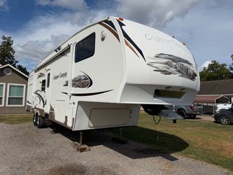 2010 Keystone Copper Canyon 2bed 2Bath