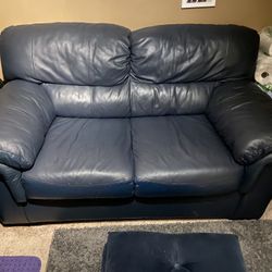 Love Seat And Recliner 