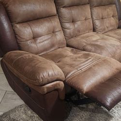 Reclining Sofa