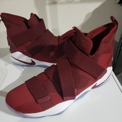 MENS NIKE LEBRON SOLDIER XI 11 "CAVS" RED CASUAL SNEAKERS SHOES 943155-602 sz17