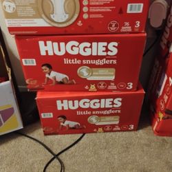 Huggies Little Snuggles 76ct Box Number 3s