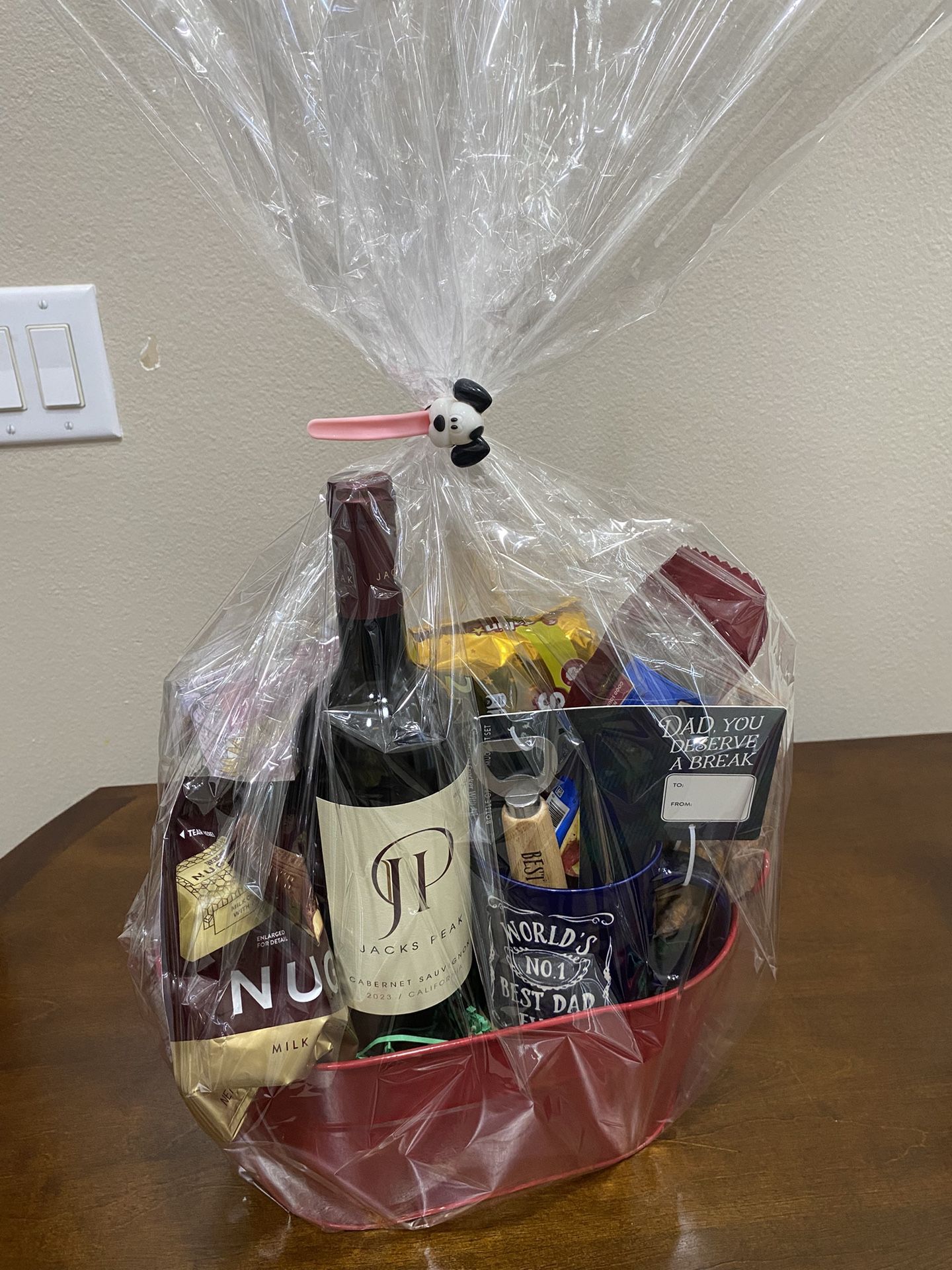 World’s No 1 Best Dad Ever basket