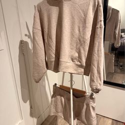 Yogalicious Scuba New Flow Crop Hoodie & Shorts Set Small Beige