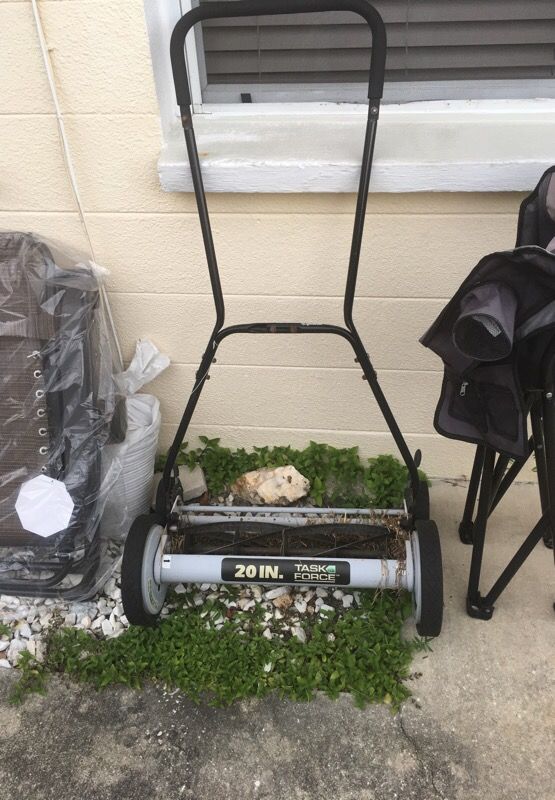 Cuts grass good just needs a little oil