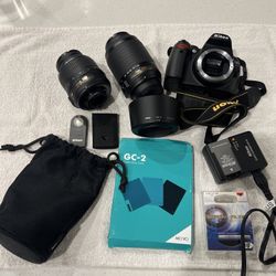 Nikon D3000 SLR Digital Camera - Like New