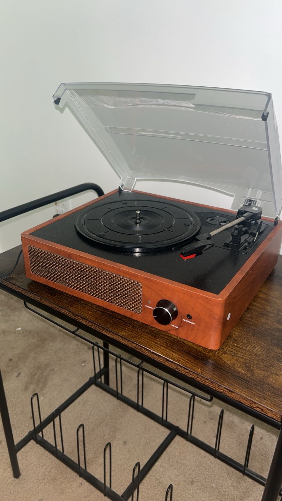 record player and record player stand