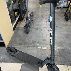 GoTrax Rival Scooter Electric Pre Owned With Charger Works 