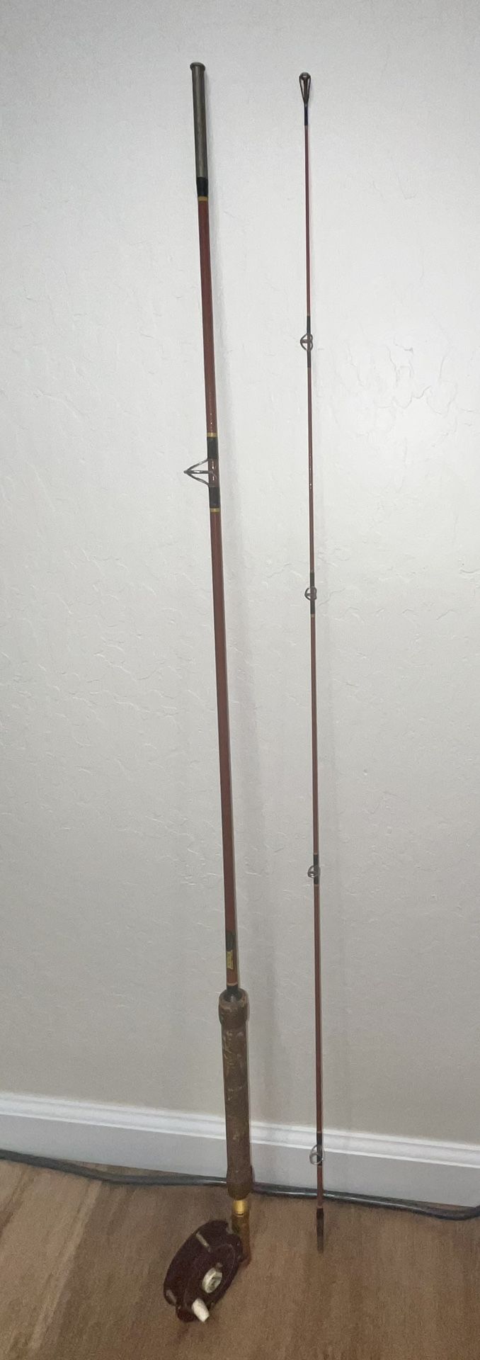 Vintage Fly fishing Shakespeare Wonderrod and South Bend 1122 Reel