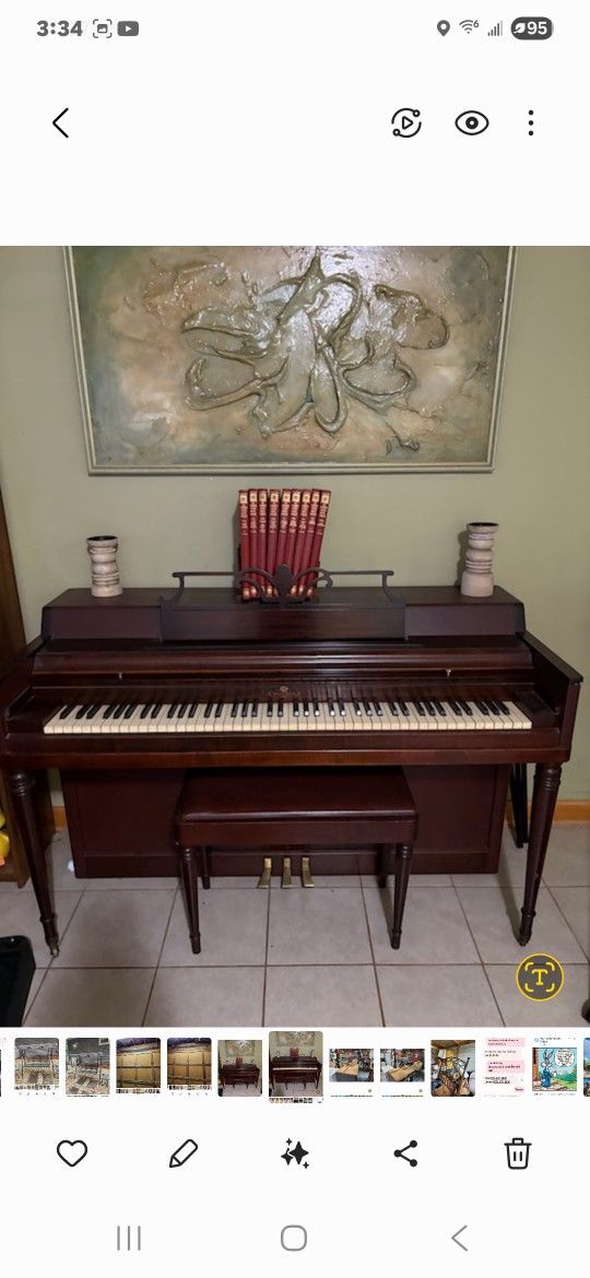 Wurlitzer Piano With Bench 