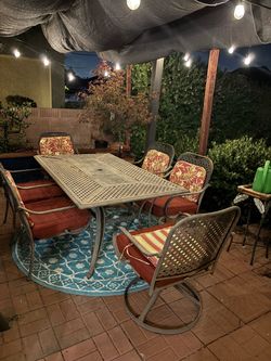 Outdoor Patio Dining Set with 6 Chairs