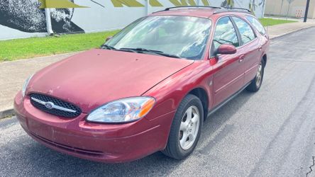 2002 Ford Taurus