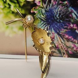v#2419, ART NOUVEAU BLOSSOMS BROOCH, NATURAL PEARLS, GOLD PLATED 