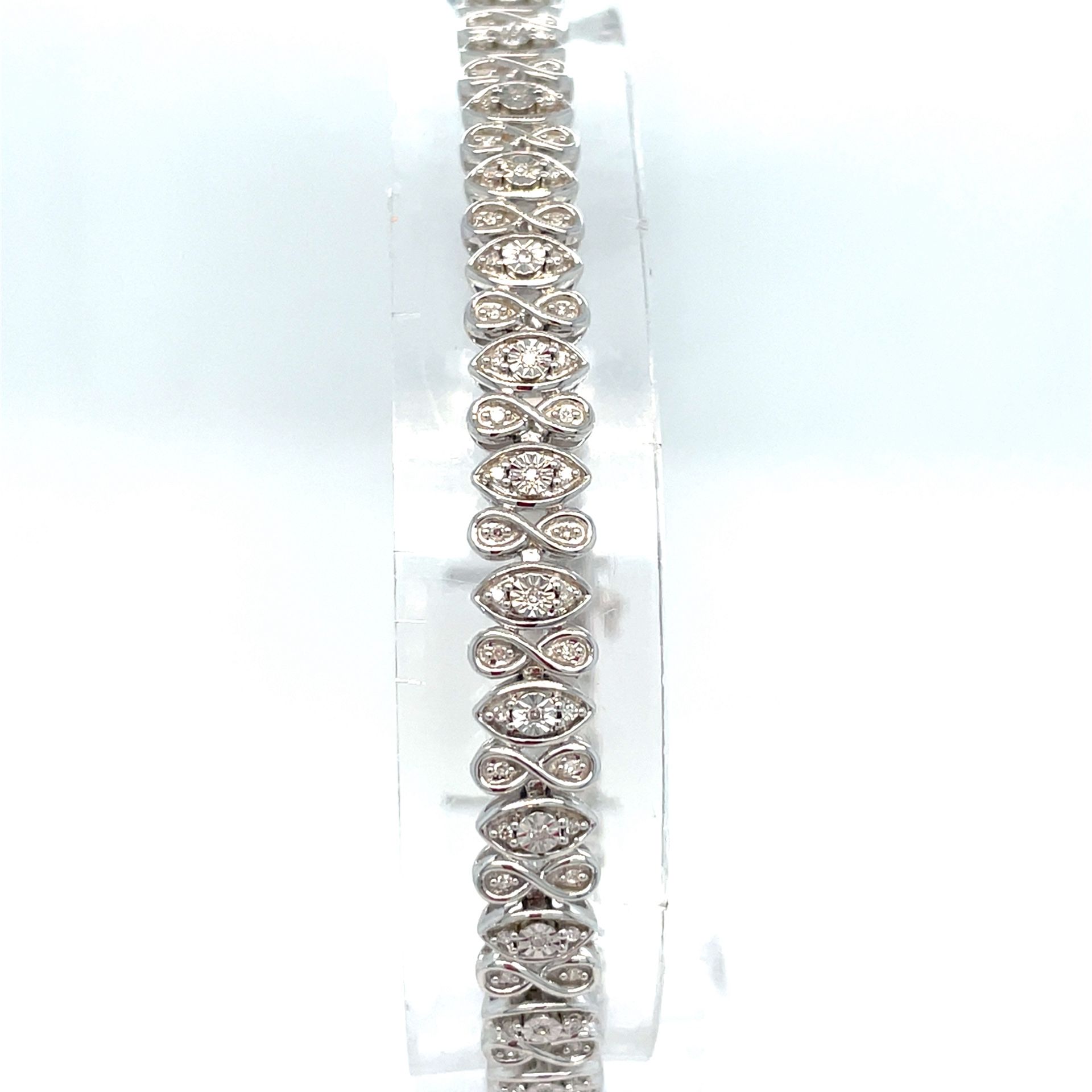 925 Sterling Silver 7.5” Diamond Oval Infinity Bracelet 11.45g .26CTW 201601/5