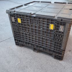 Plastic Bulk Container/Gaylord 45x48x34

