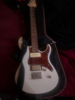 Eletric guitar Yamaha