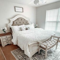 Realyn Chipped White Panel Bedroom Set *** /Twin,Full Queen or King 1509