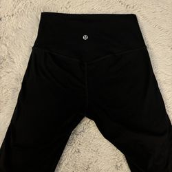 Lululemon Athletic Wear Leggings 