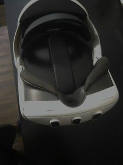 Meta Virtual Reality Console