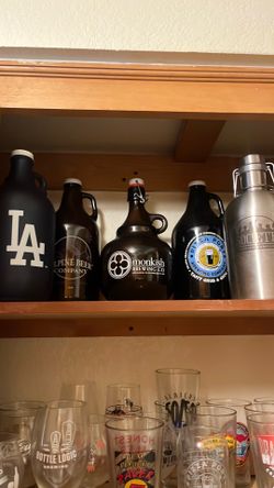 Craft Beer Growlers & Glasses