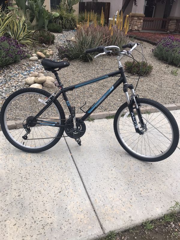 26” Diamondback Men’s Wildwood Mountain bike for Sale in Visalia, CA
