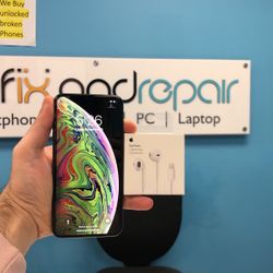 UNLOCKED IPhone XS Max 64GB