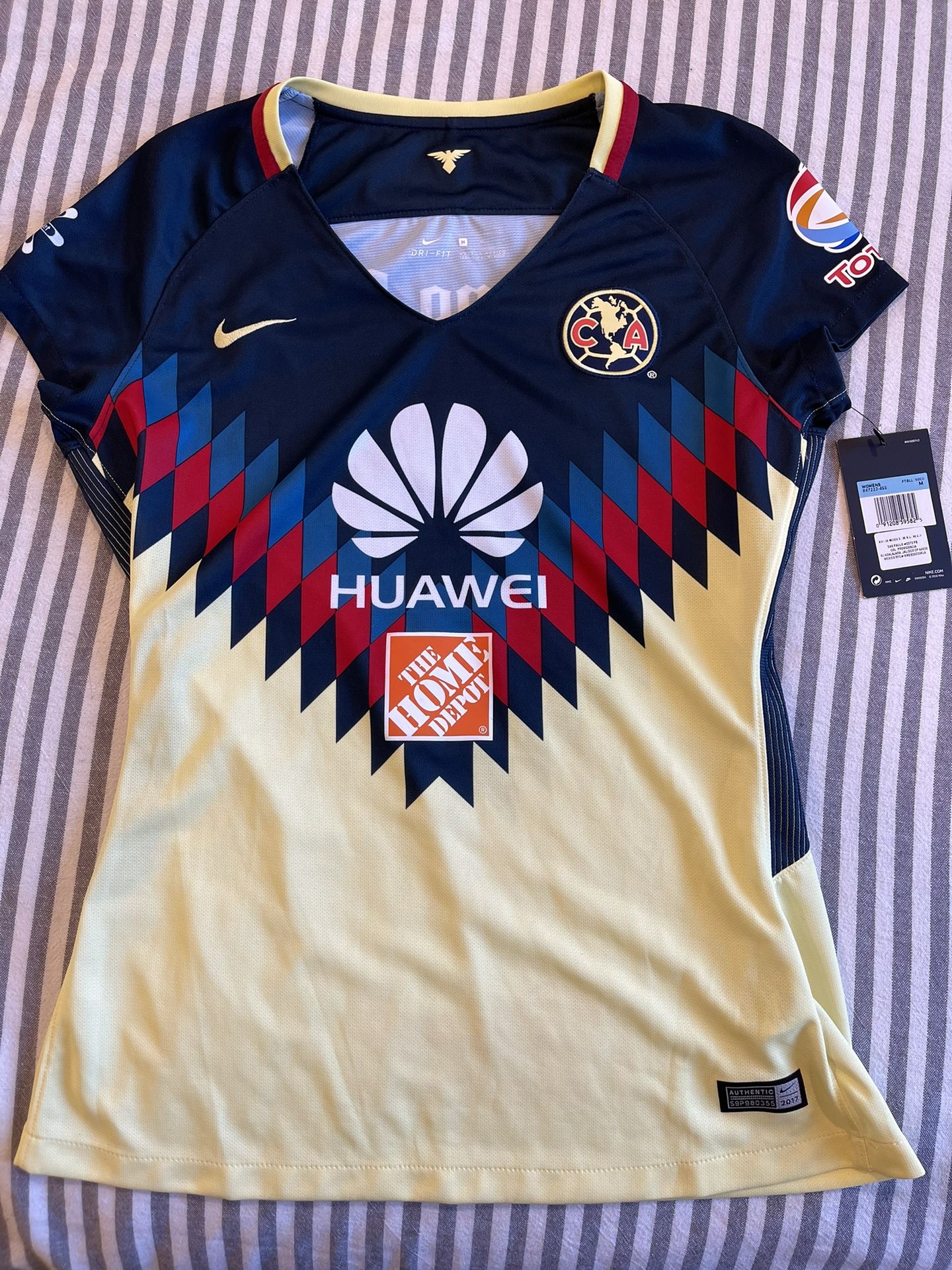 Nike Club America Womens Soccer Jersey Sixe Medium