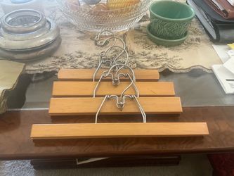 Vintage Wooden Clothes Hangers (Set of 4) Compression Locking Slack Skirt Hanger MCM