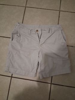 American eagle 34 kaki shorts