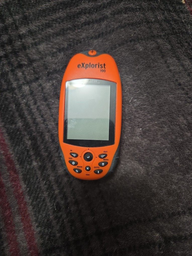 Magellan eXplorist 100