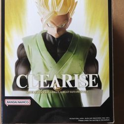 Dragon Ball Z CLEARISE Super Saiyan Son Gohan (Great Saiyaman ver.) 