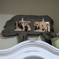 Rustic Pig Picture Holder