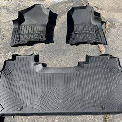 2020 1500 ((FOR crew cab)) ram laramie weather proof floor mats