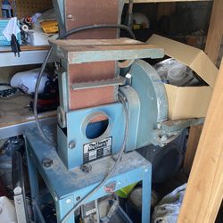 Reliant Sanding Machine 