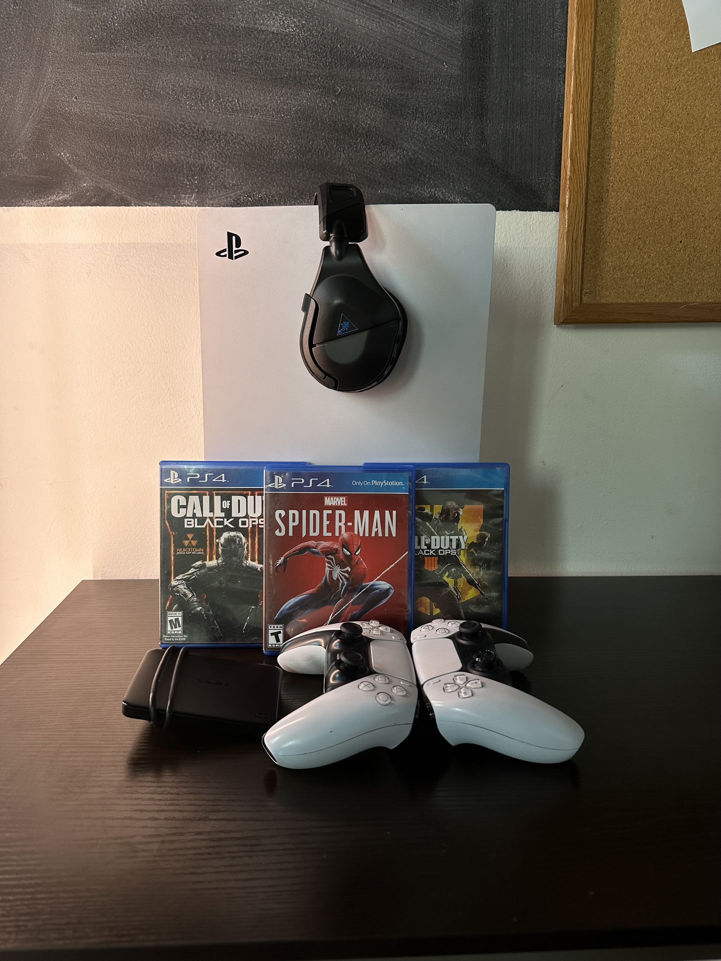 Playstation 5/Playstation 5 Controllers/Turtle Beach Gamer Headset/Video Games/Storage Drive