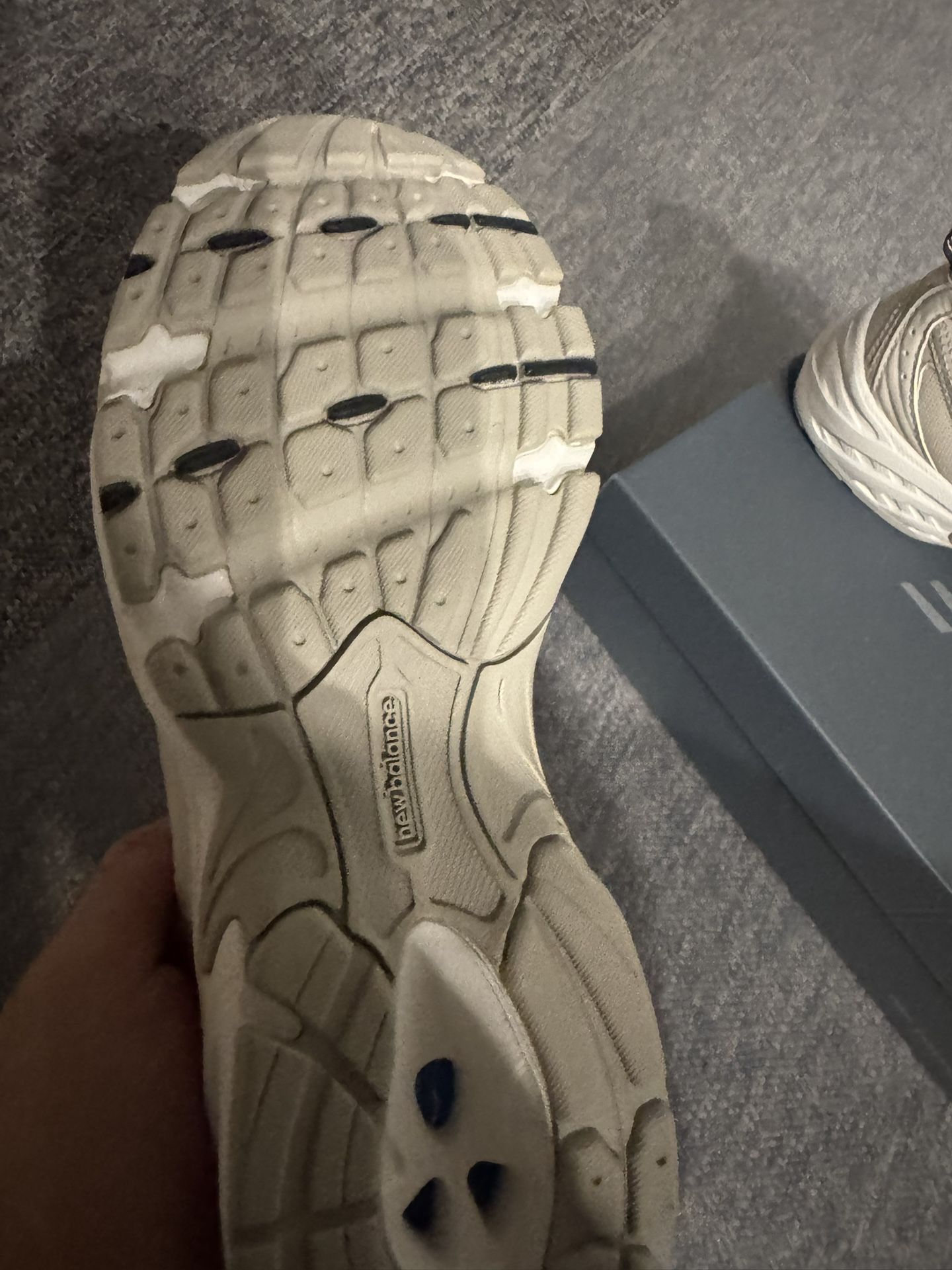 New Balance 530 Beige white 7.5 Women’s