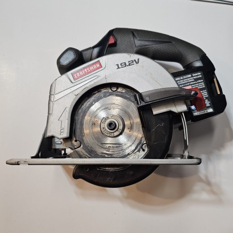 Craftsman C3 Circular Saw 19.2V Cordless 5-1/2” 315.CRS2000 Tool Only Free Ship
