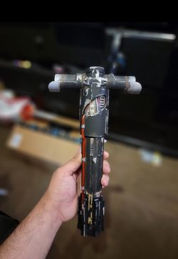 Kylo Ren Hilt Star Wars Lightsaber Disney Costume Cosplay 